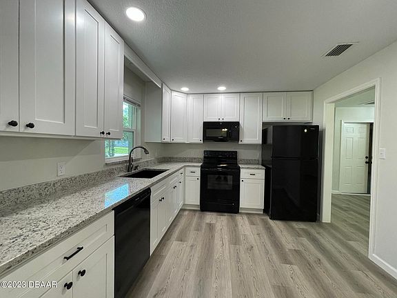 2nd image of 1108 Wild Holly Dr