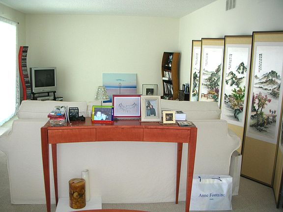 Unit is unfurnished. Furniture and nick nacks for ideas only.