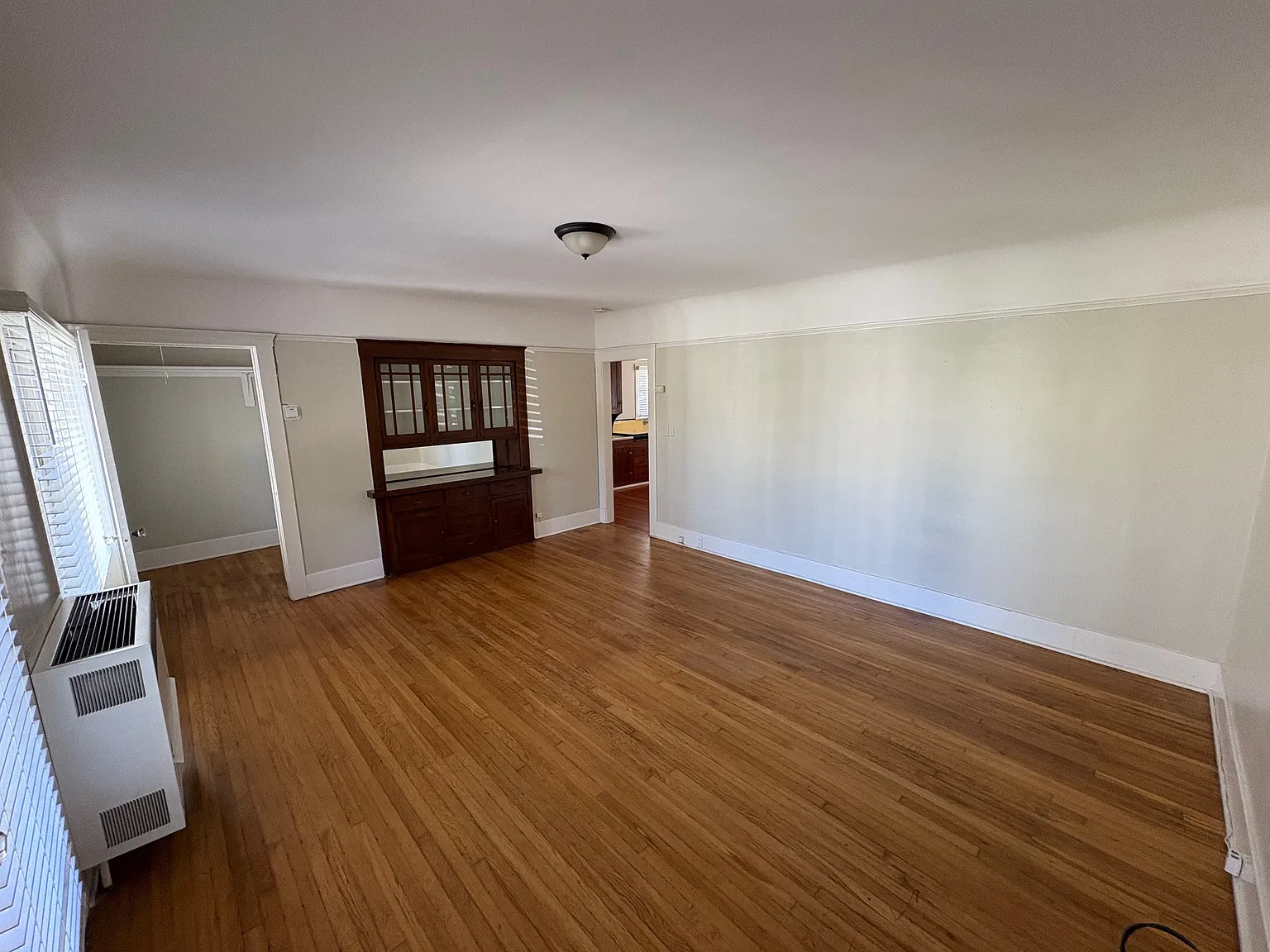 1 bed, 550 sqft, $2,595 — Photo 2