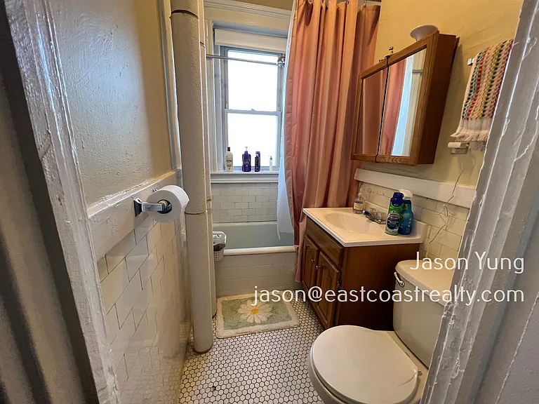 233 Kelton St #4 — Photo 6