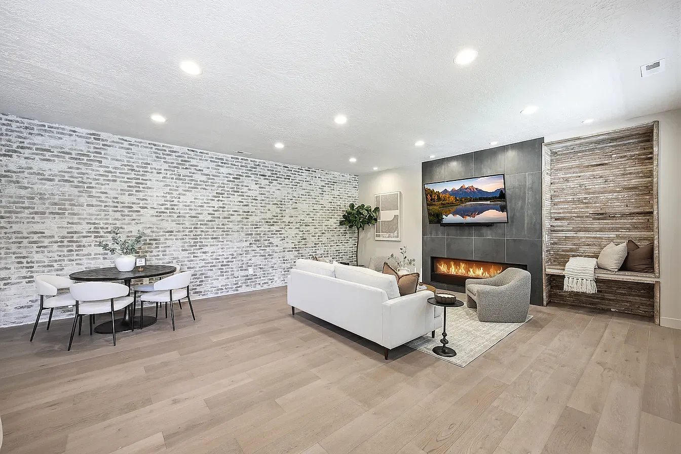 1 bed, 1196 sqft, $2,650 — Photo 3