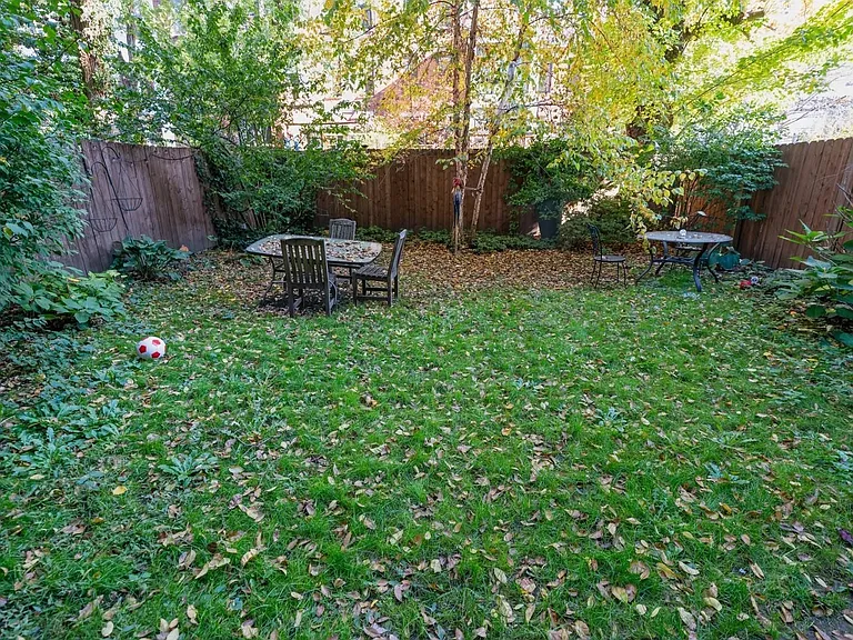 715 Willow Ave #5B-10 — Photo 17