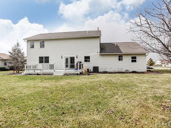 2nd image of 843 Abbey Ln