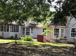 189 Hacke Rd, Wharton, TX 77488