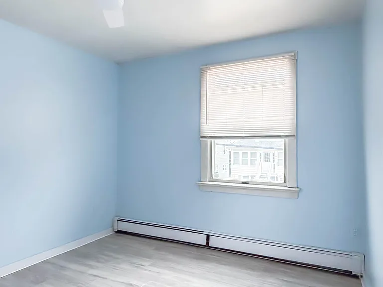 13 Decatur Ave #B — Photo 26