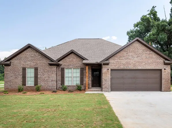 302 Congress St, Muscle Shoals, AL 35661