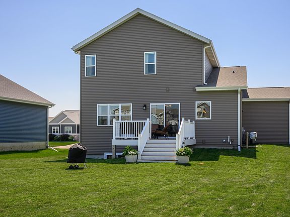 3rd image of 129 N Legacy Way