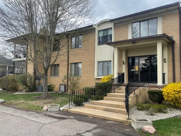 31915 W Forteen Mile Rd APT 112, Farmington Hills, MI 48334