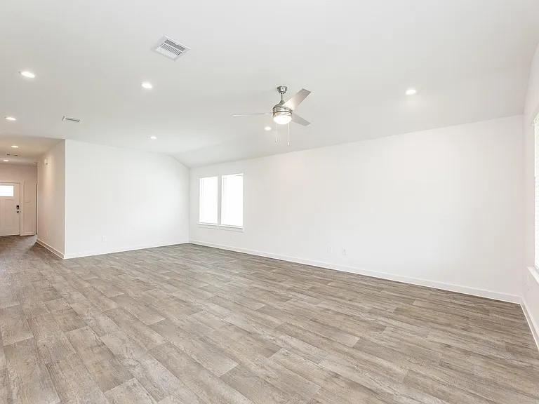 1711 Portorosso Dr — Photo 12