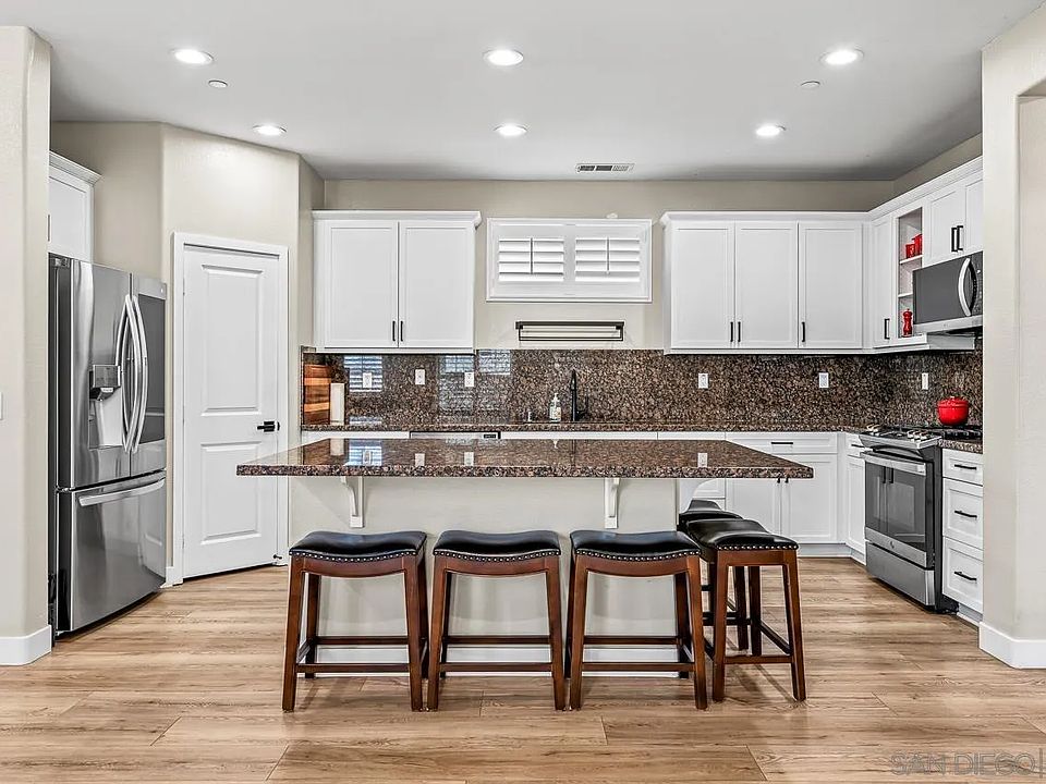 1st image of 2207 Antonio Dr