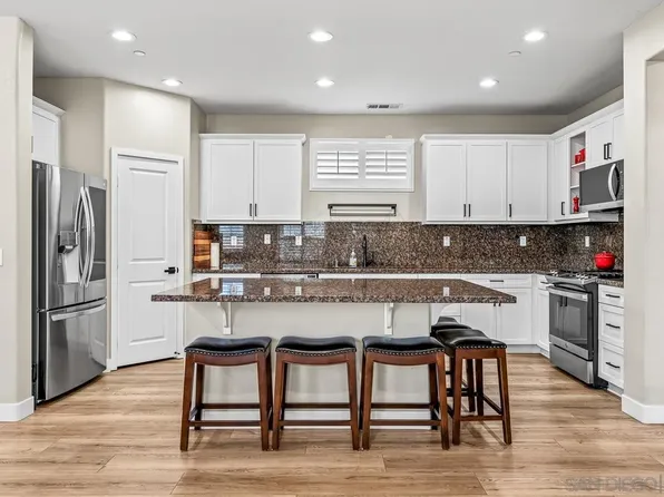 2207 Antonio Dr, Chula Vista, CA 91915