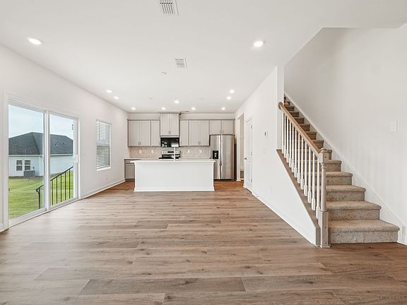 4th image of 2925 Citrine Dr Lot 183