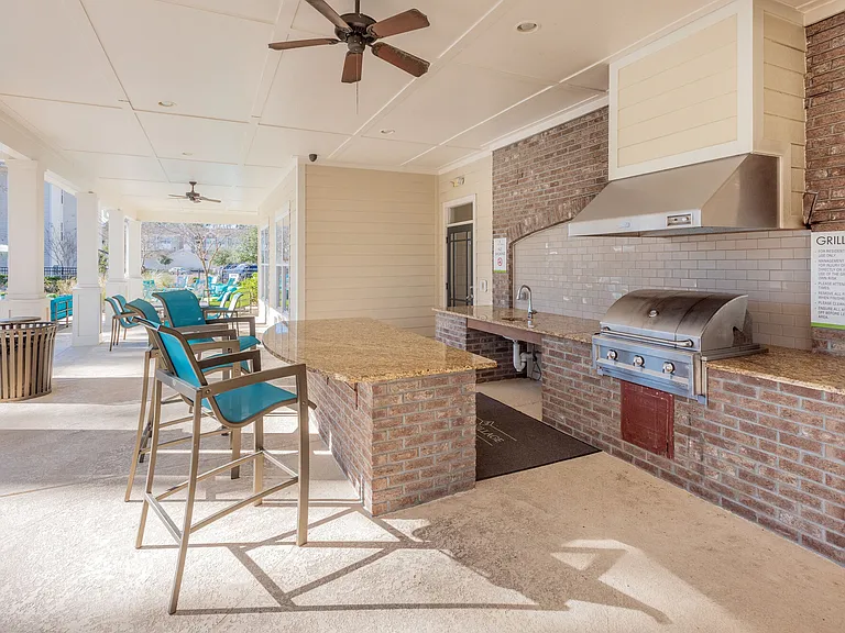 Arbor Village — Photo 16