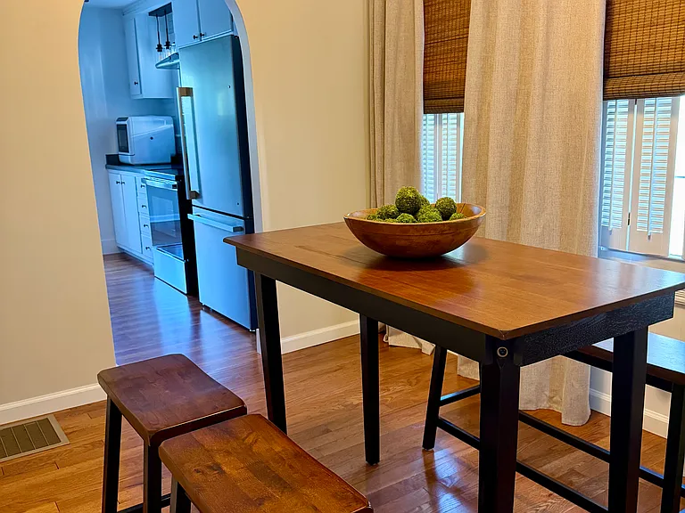 102 Sarvey Ln — Photo 10