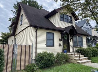 588 Elm St, Maywood, NJ 07607