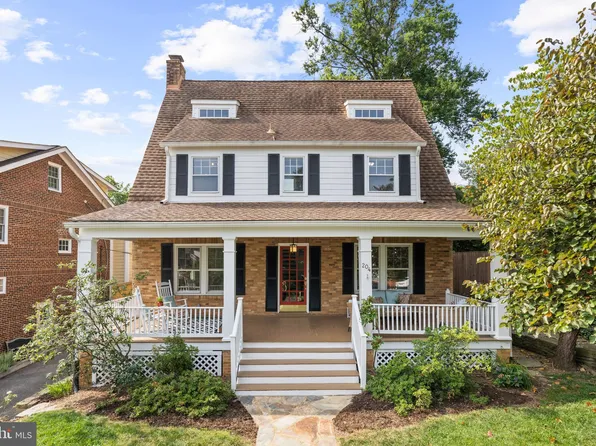 204 Elm St, Alexandria, VA 22301