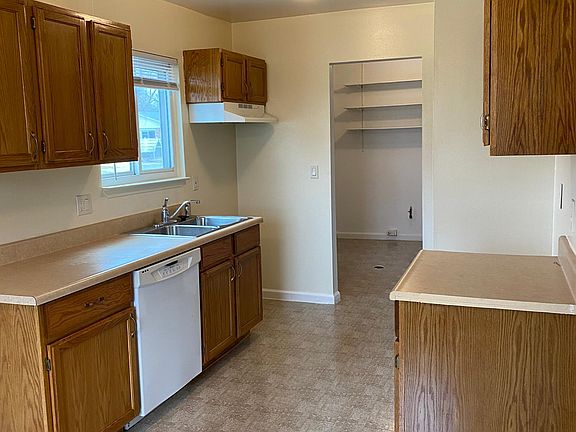 4th image of 34713 John Hauk St