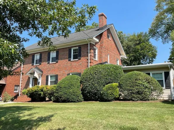 2516 Longview Ave SW, Roanoke, VA 24014