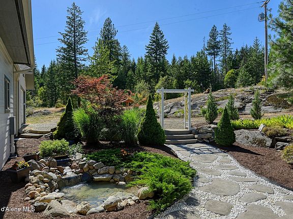 4th image of 177 Rocky Ridge Rd