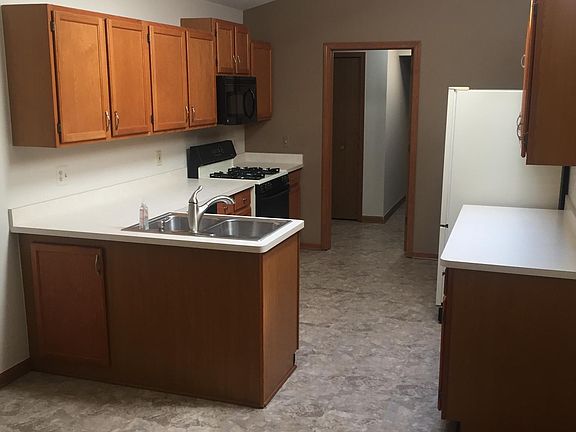 4th image of 41313 Carmelo Dr W