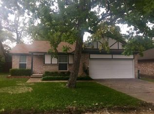 16 Ollerton Ln, Conroe, TX 77303