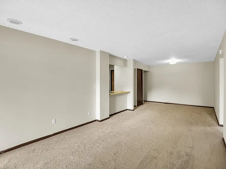 213 Keystone Dr #12 — Photo 8