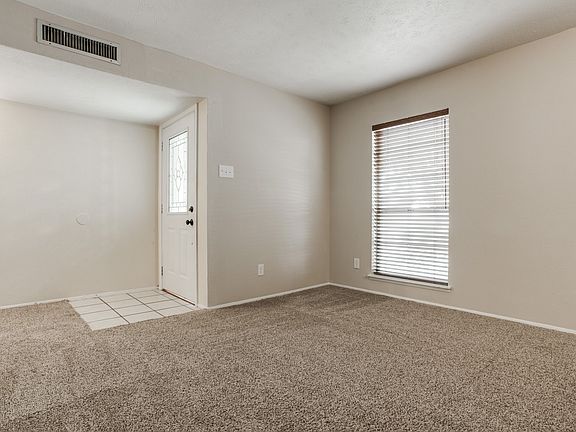 3rd image of 1308 Whitehall Dr