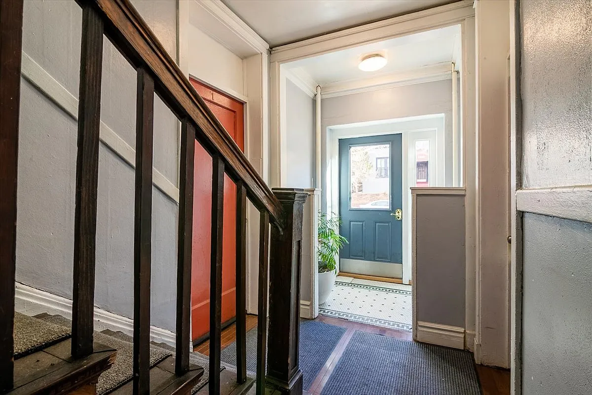 1235 Washington St — Photo 3