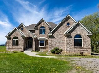 11171 Lapeer Rd, Davison, MI 48423