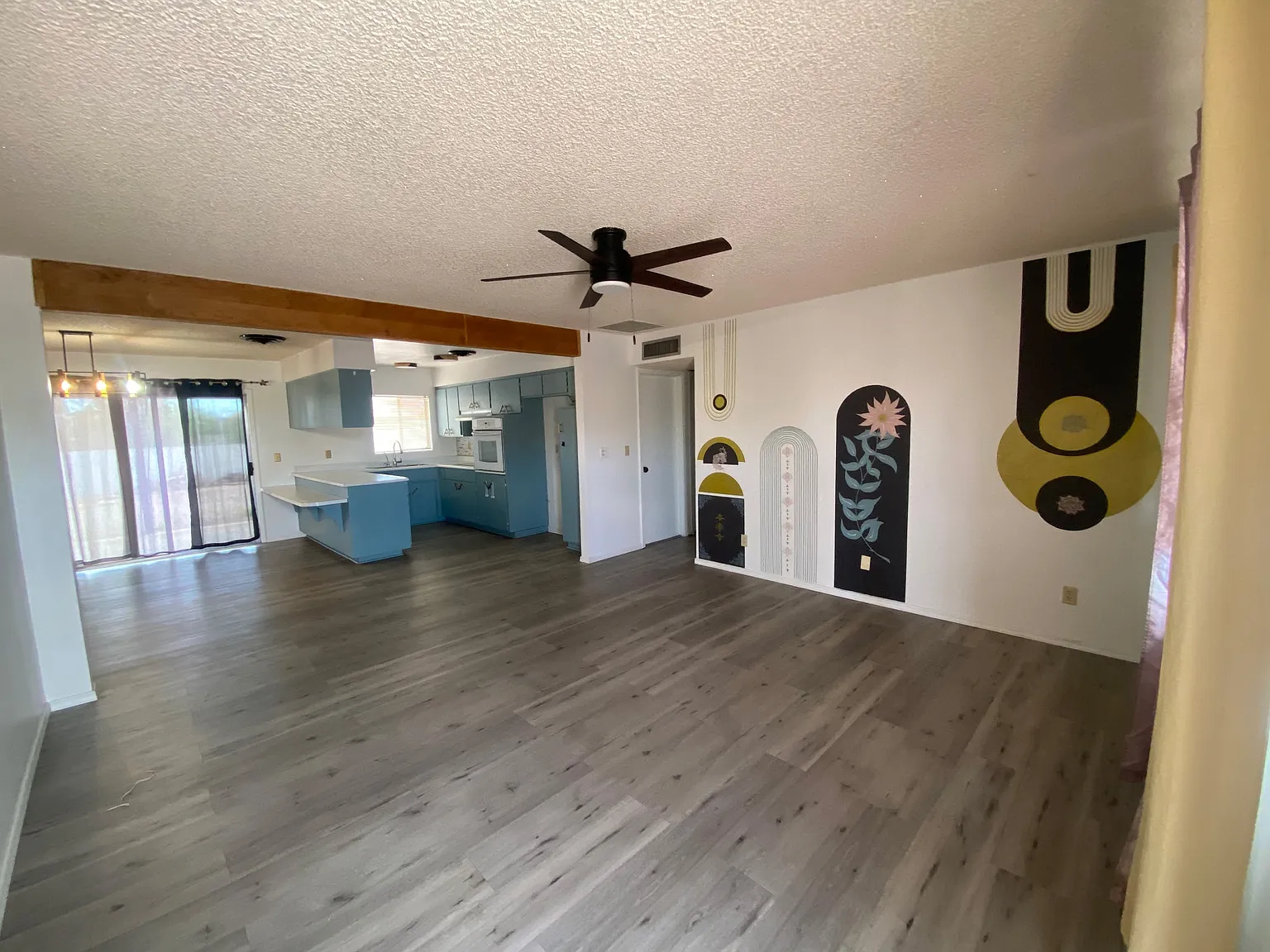 4 bed, 1275 sqft, $1,850 — Photo 3
