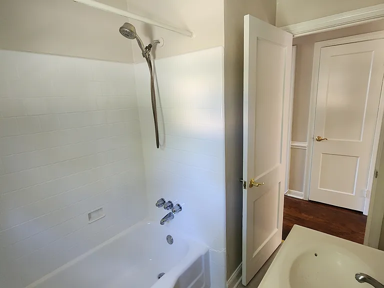 1420 Myradare Dr — Photo 8