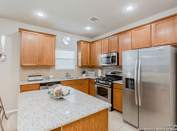 5th image of 12203 Malkin Pl