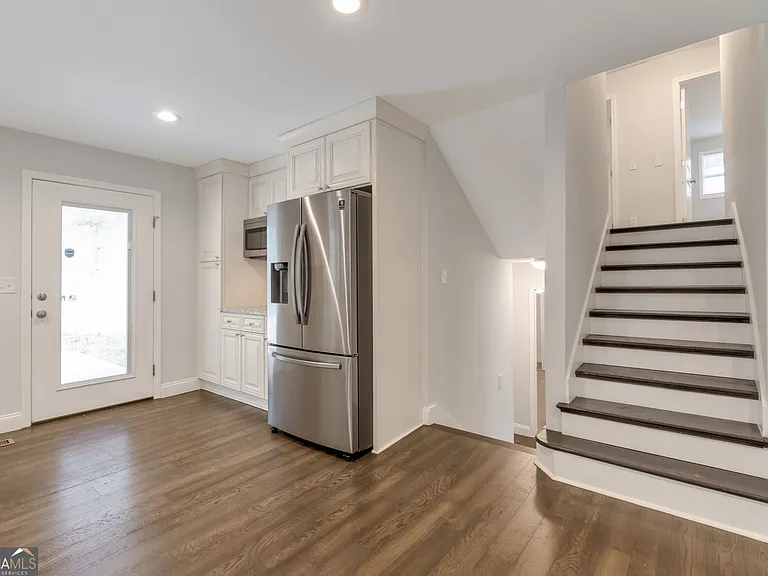 3102 Edgewater Dr — Photo 12