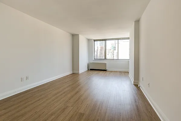 Rented by Greystar | media 2