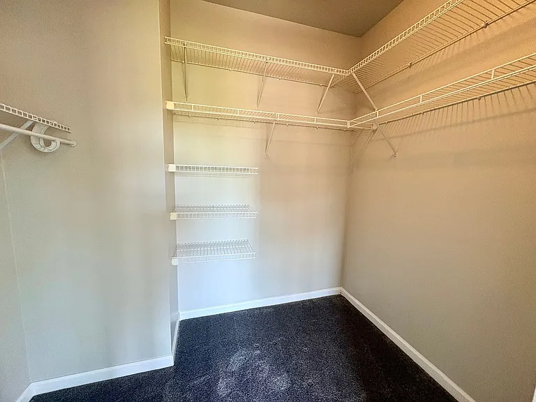 900 Aurora Ave N #S608 — Photo 6