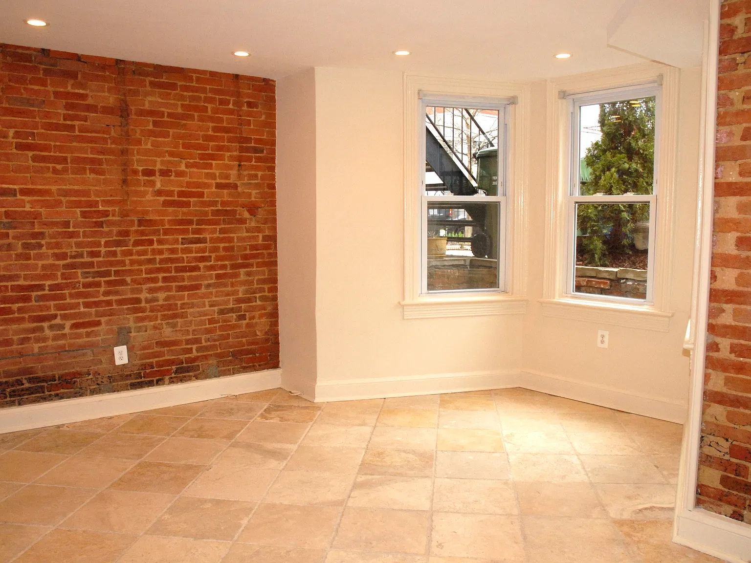 1 bed, 750 sqft, $2,850 — Photo 2