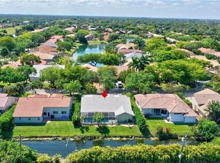 5164 Chardonnay Dr, Coral Springs, FL 33067