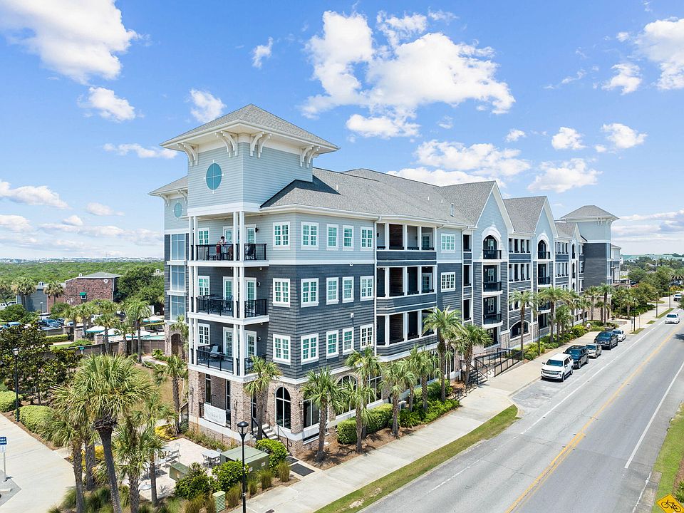 1st image of 100 Matthew Blvd Unit 205