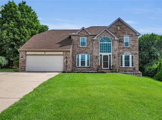 2125 Deer Meadow Dr, Cincinnati, OH 45240
