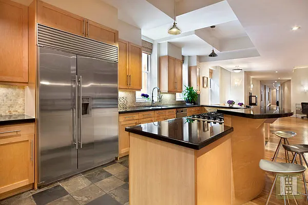 Rented by Halstead Real Estate | media 59