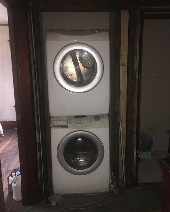 2nd image of 6214 Schade Ave