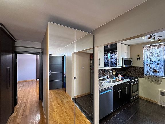 4th image of 1855 E 12th St APT 7P