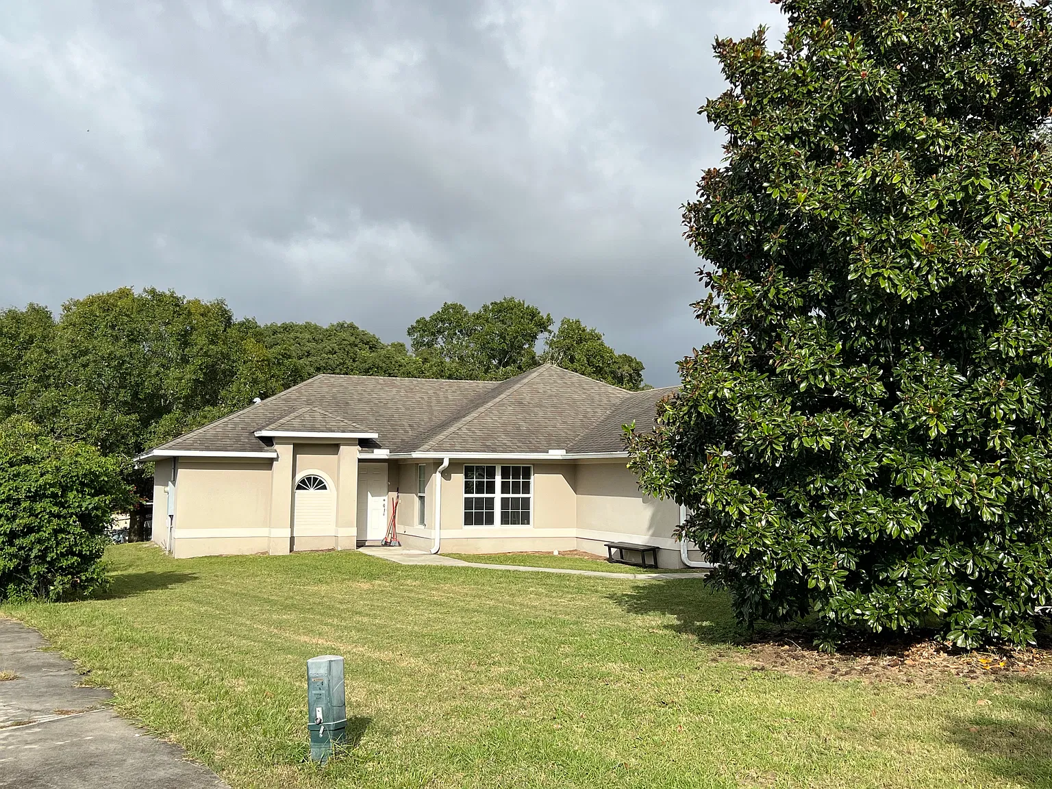 3 bed, 1413 sqft, $1,900 — Photo 2
