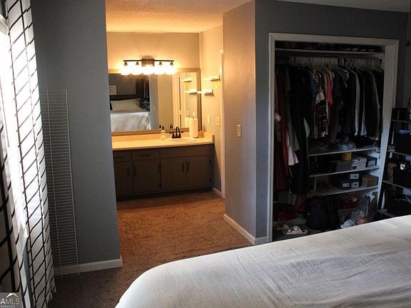 5th image of 1495 Royalwyn Cir