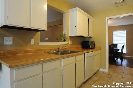 5th image of 13530 Larkbrook Dr