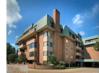 5150 Richmond Rd #3-D, Bedford, OH 44146