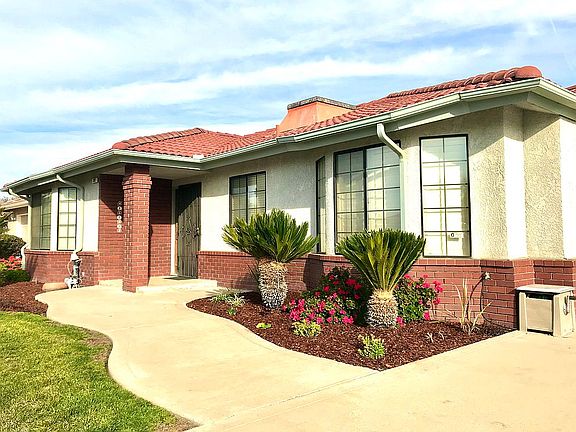 3rd image of 202 Cinnamon Ct