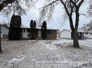 11 Krivel Cres, Regina, SK S4R5C6