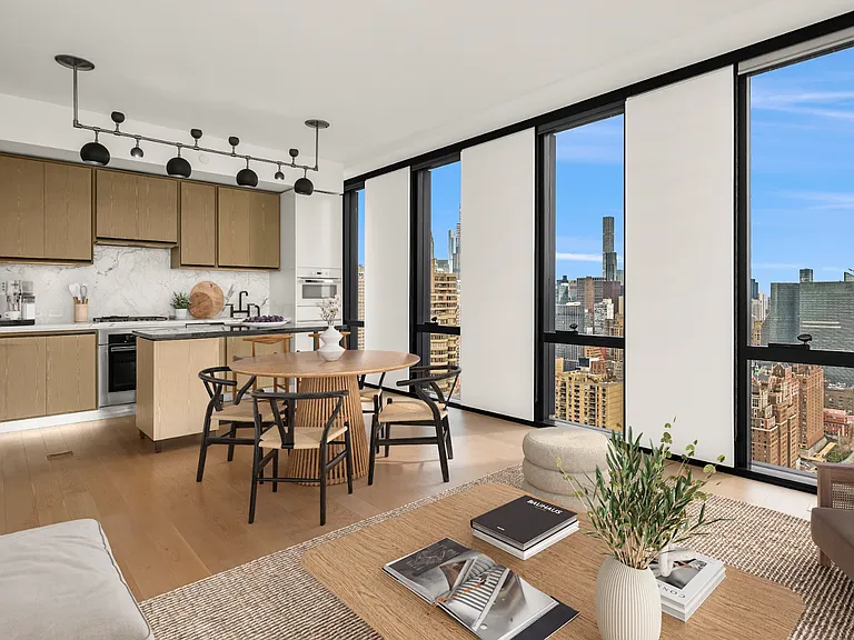 626 1st Ave #W22B — Photo 3