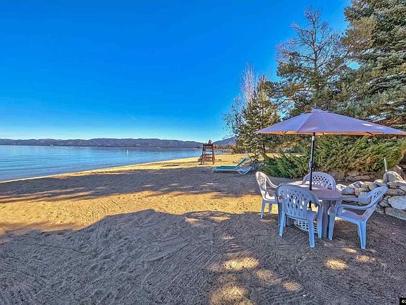 2nd image of 18 Lighthouse Shores Dr